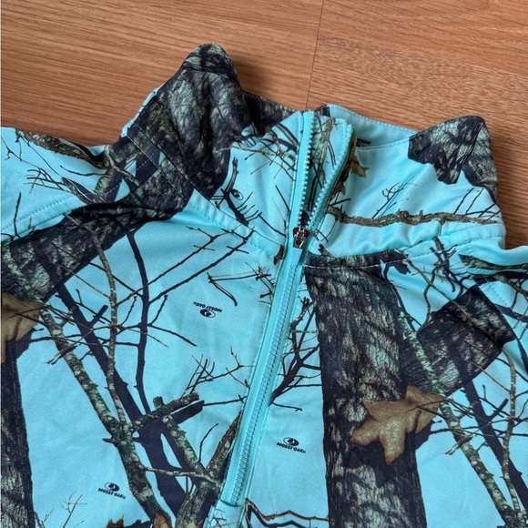 Camo Print Long Sleeve quarter zip. Mossy Oak sz M - Picture 2 of 5